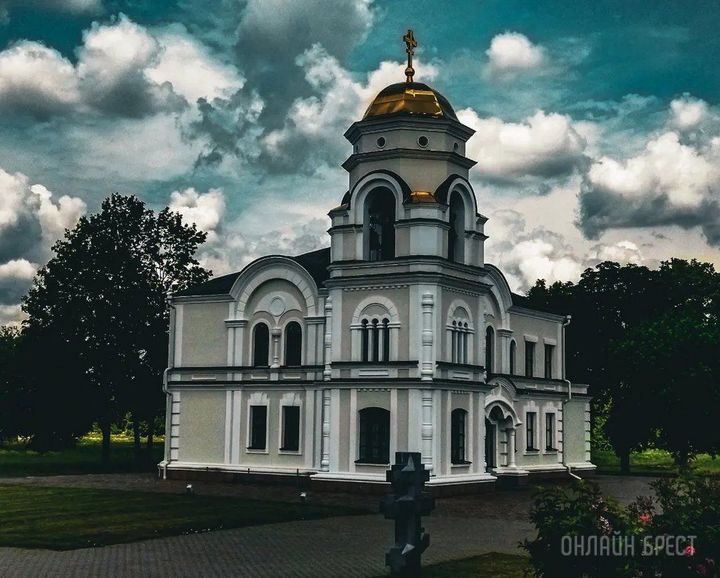 Читатель: Прогулялся по Брестской крепости и сделал немного красивых фотографий