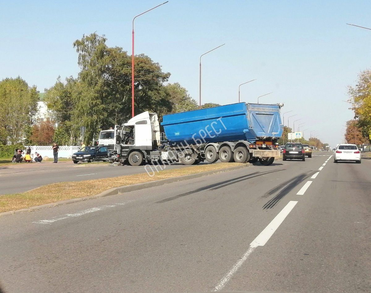 Читатель: Жесткое ДТП произошло в Бресте на Рябцева