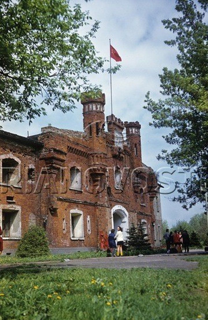 Брестская крепость до строительства Мемориального комплекса, 1966 год