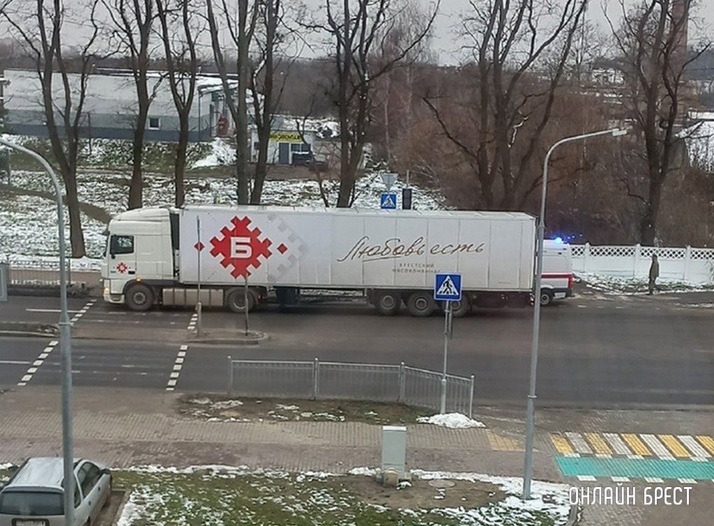 Читатель: Вчера в Бресте на Рябцева. Может кто знает, что случилось?