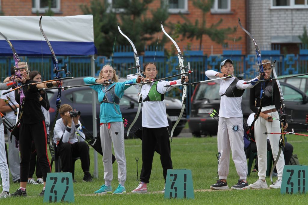 В Бресте проходит Международный турнир по стрельбе из лука
