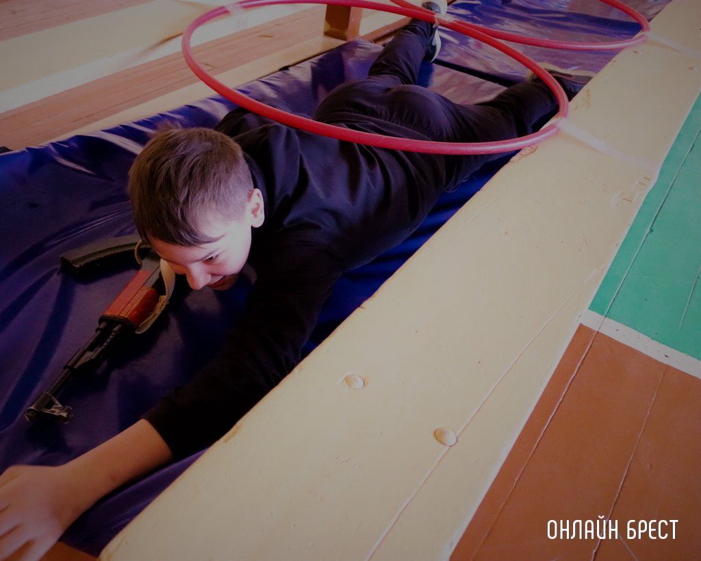 Читатель: Конкурсная программа «А ну-ка, парни!» в средней школе № 28 г. Бреста