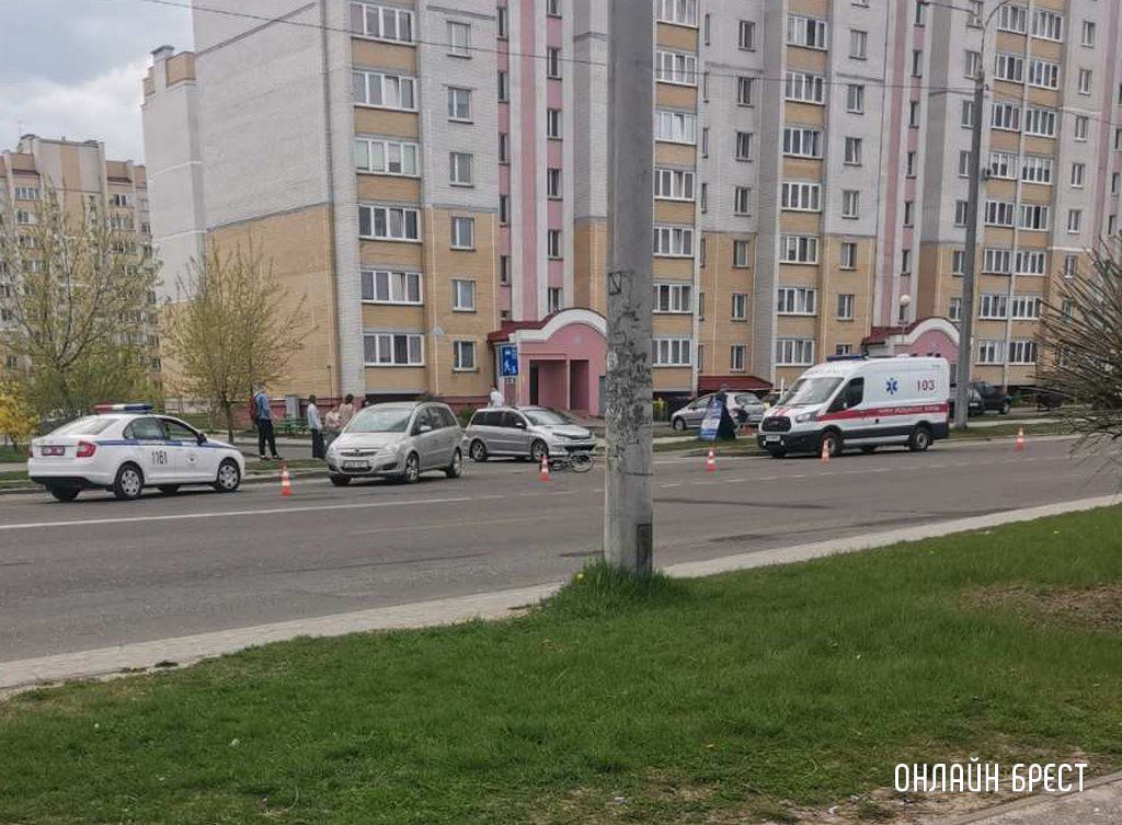 Очевидец: В Барановичах сбили велосипедиста