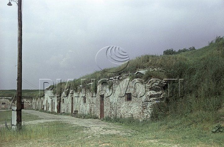 Брестская крепость до строительства Мемориального комплекса, 1966 год