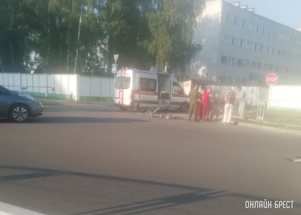 В Бресте на ул. Рокоссовского сбили велосипедистку
