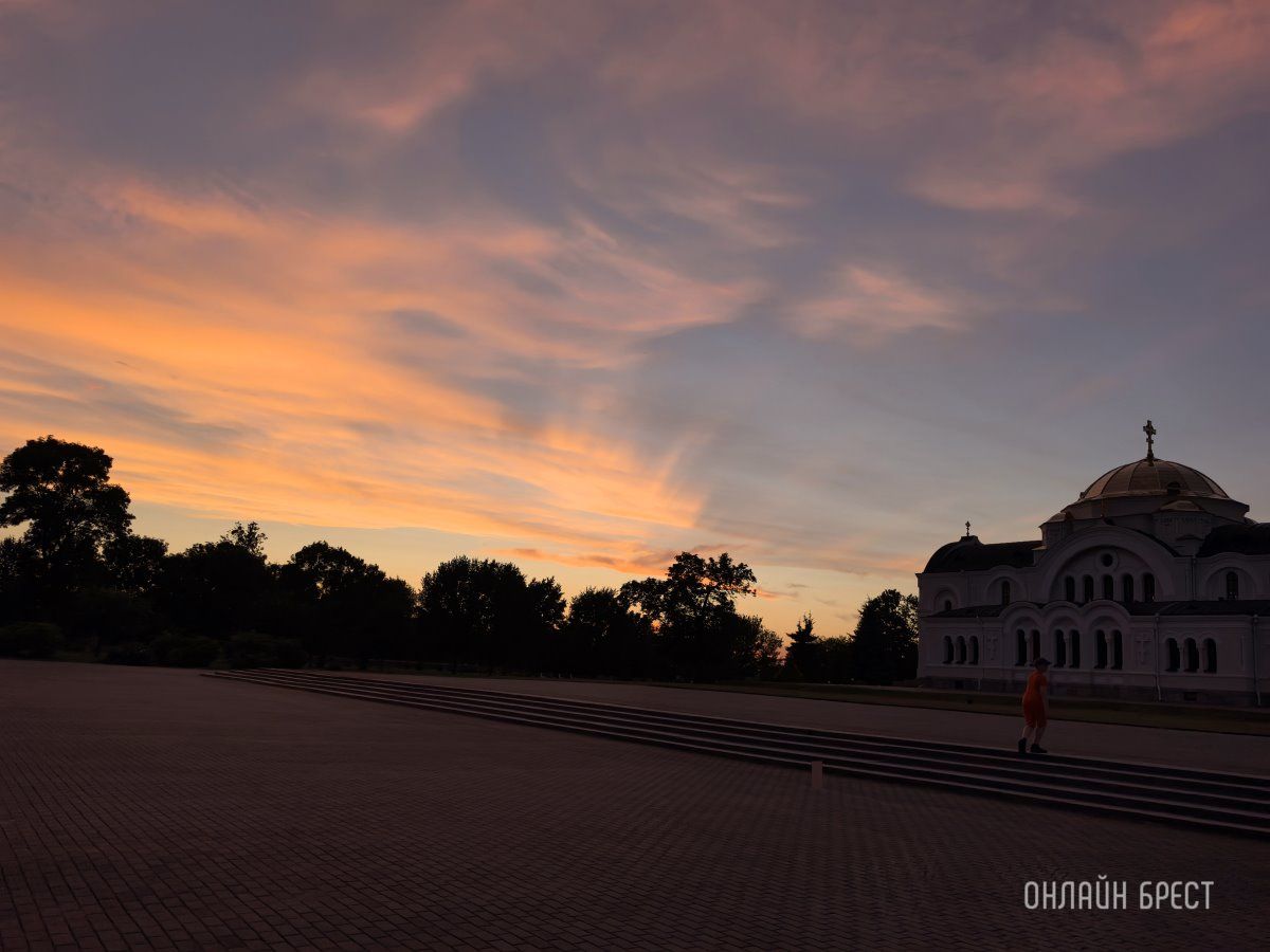 Брестская крепость. Красивые фотографии от нашей читательницы