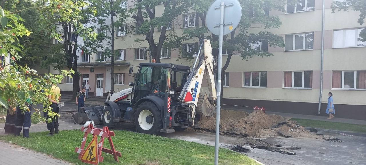 Поворот с улицы Ленина на Дзержинского временно закрыт