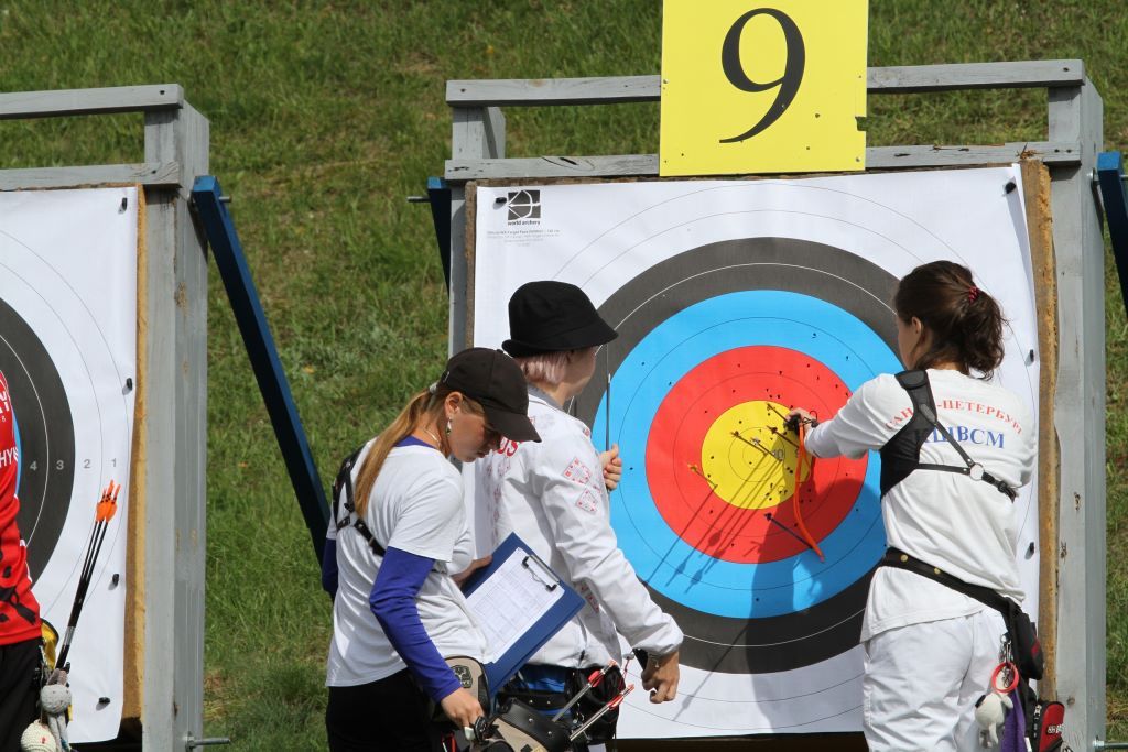 В Бресте проходит Международный турнир по стрельбе из лука
