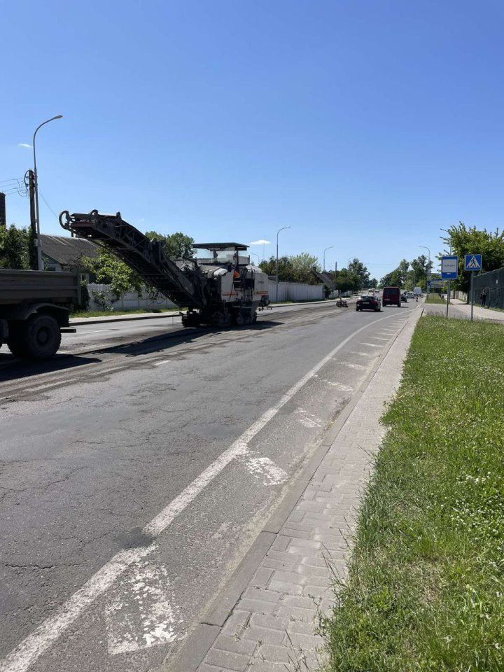 Специалисты КУП «Брестское ДЭП» готовят к асфальтированию улицу Республиканскую