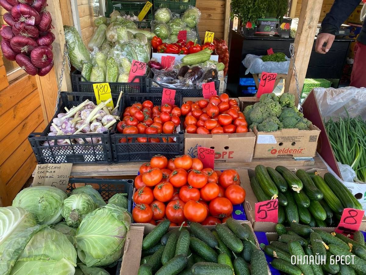 Читатель: Что почем на рынке за ЦУМом в Бресте