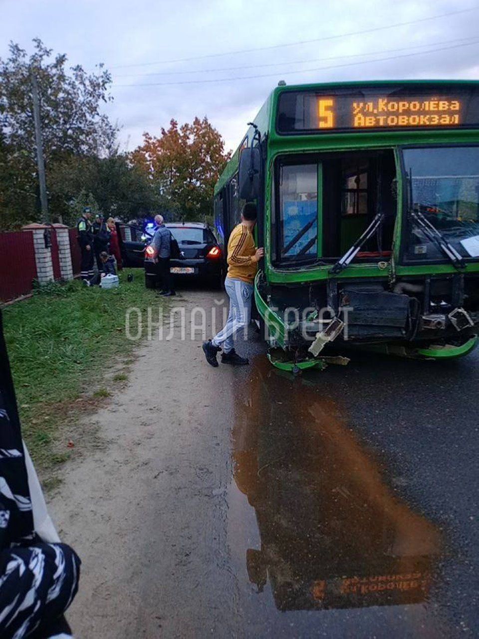 Читатель: Автомобиль и автобус столкнулись в Кобрине