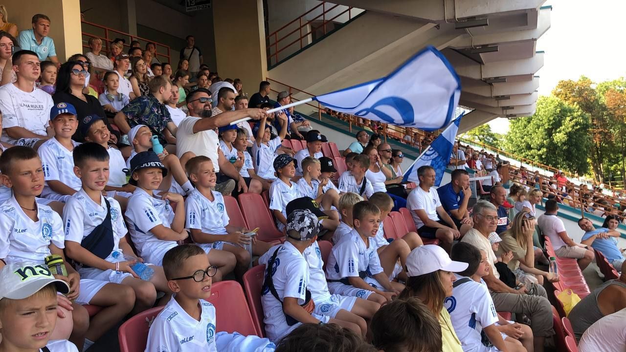 На ОСК «Брестский» стартовал финальный матч женского Кубка Беларуси между двумя столичными командами - «Динамо-БГУФК» и «Минск»