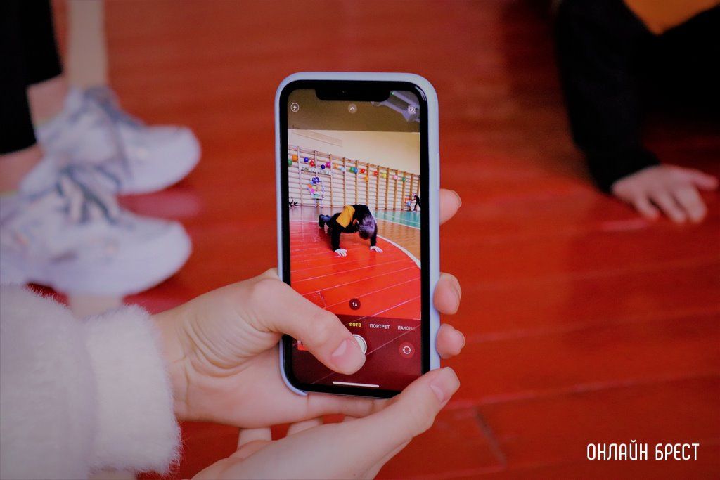 Читатель: Конкурсная программа «А ну-ка, парни!» в средней школе № 28 г. Бреста