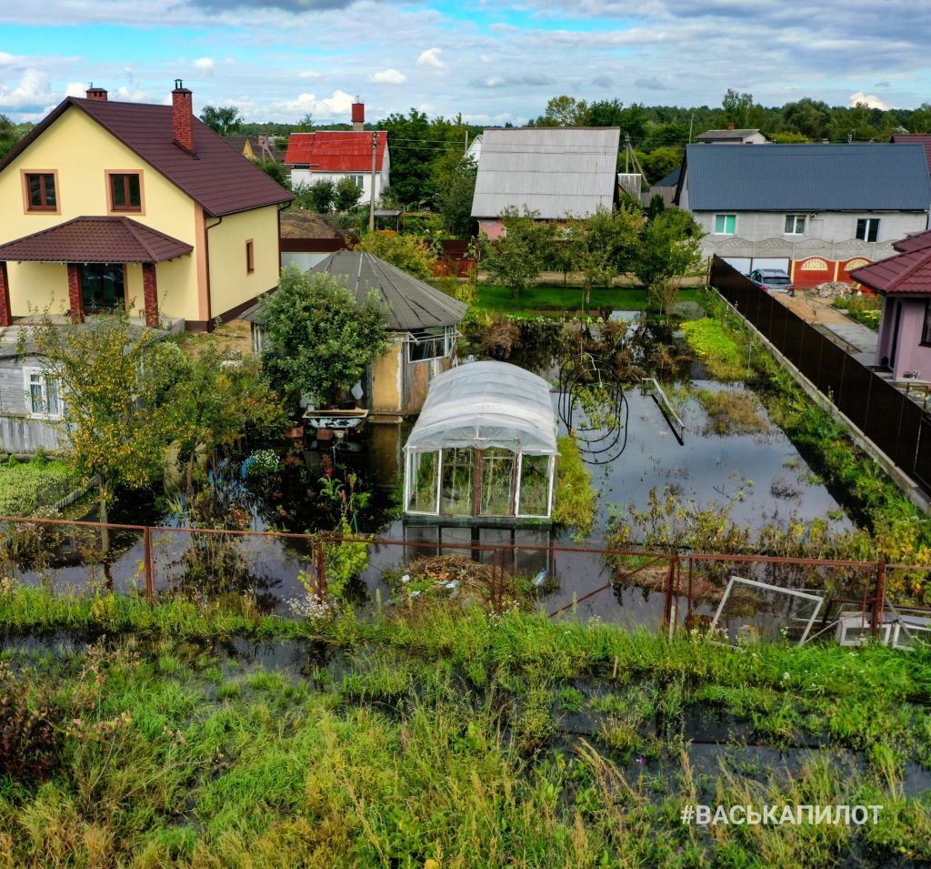 Вот так подтопило участки в Бресте