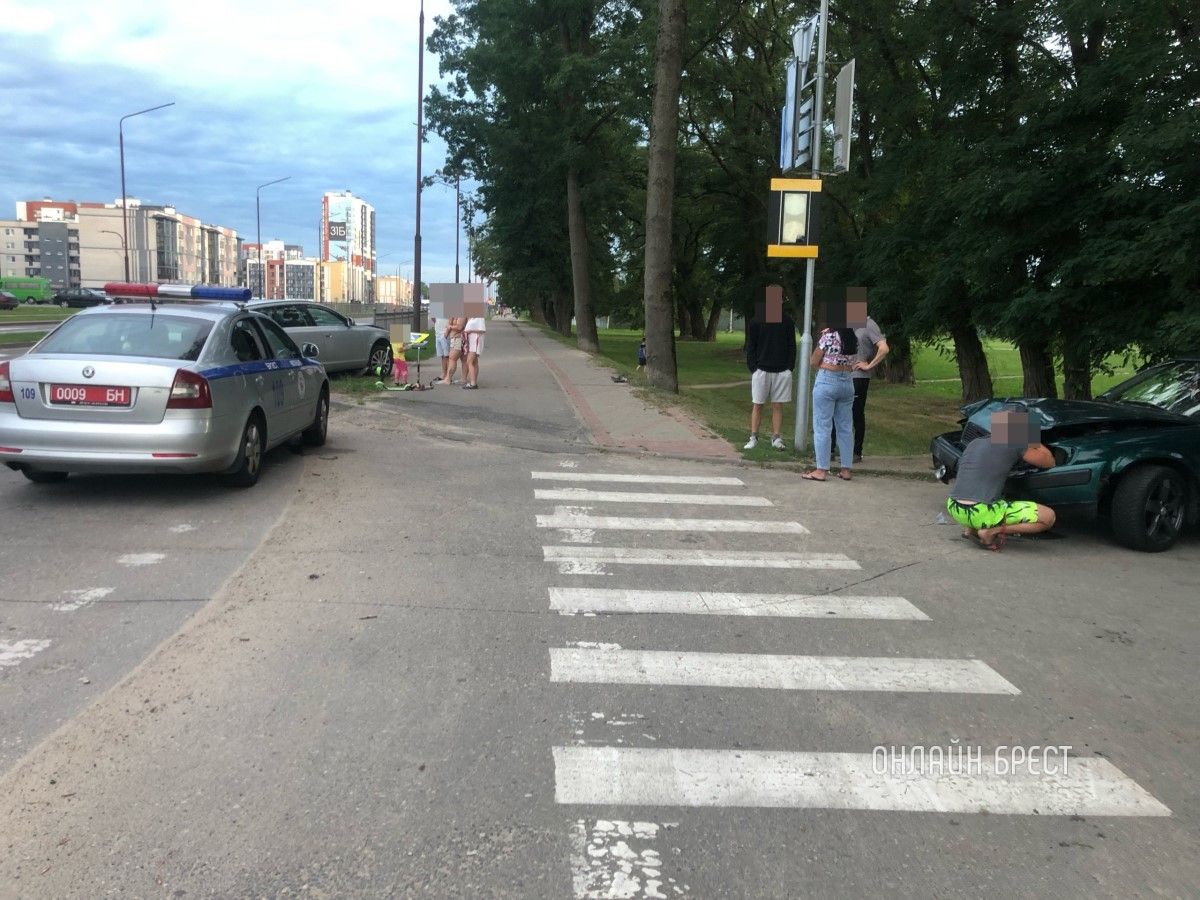 Читатель: Два Audi столкнулись вчера вечером в Бресте