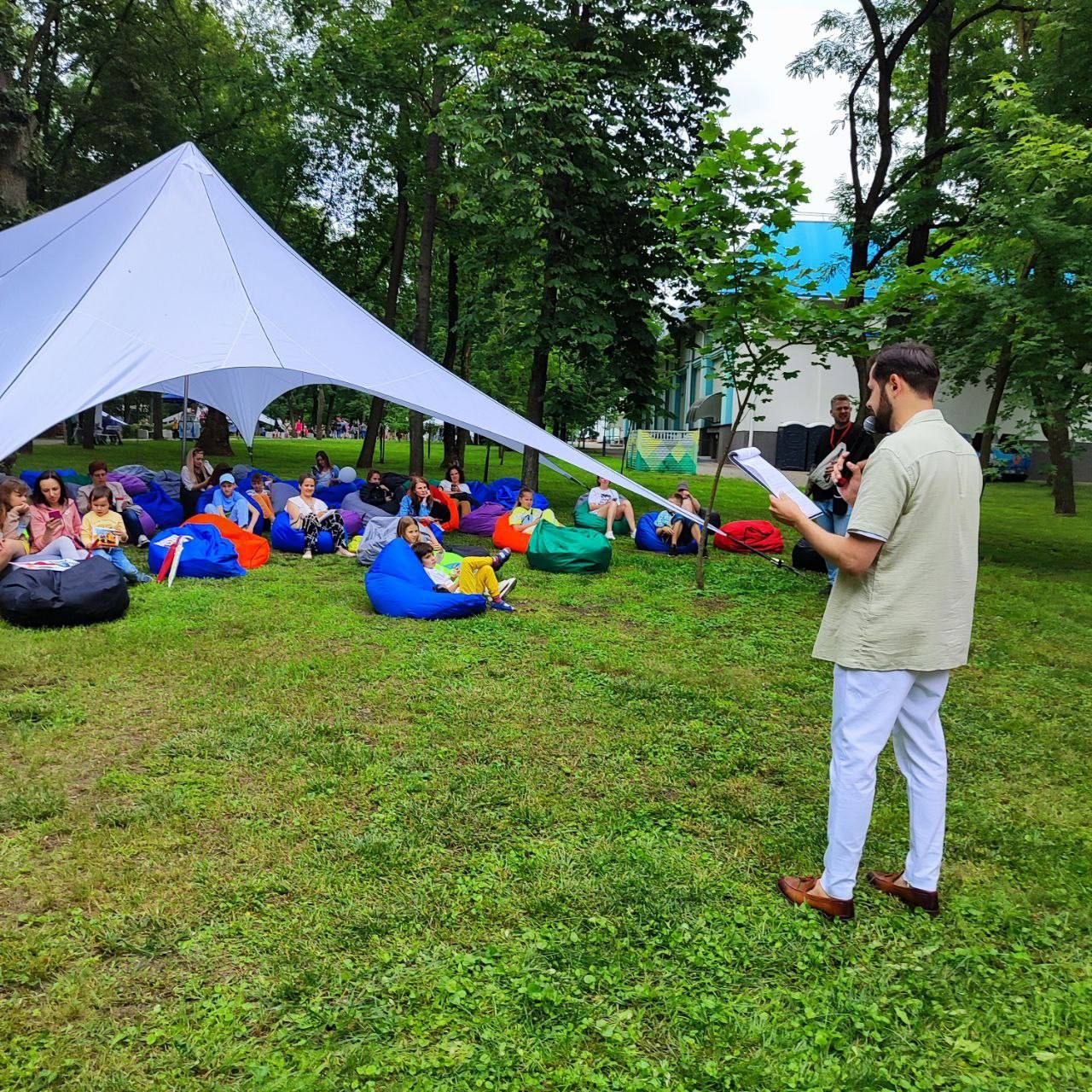 Сегодня в Бресте проходит семейный пикник «Лучи добра»