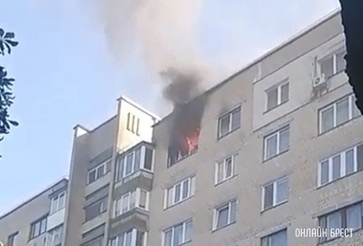 Сегодня в Бресте на Московской горела квартира