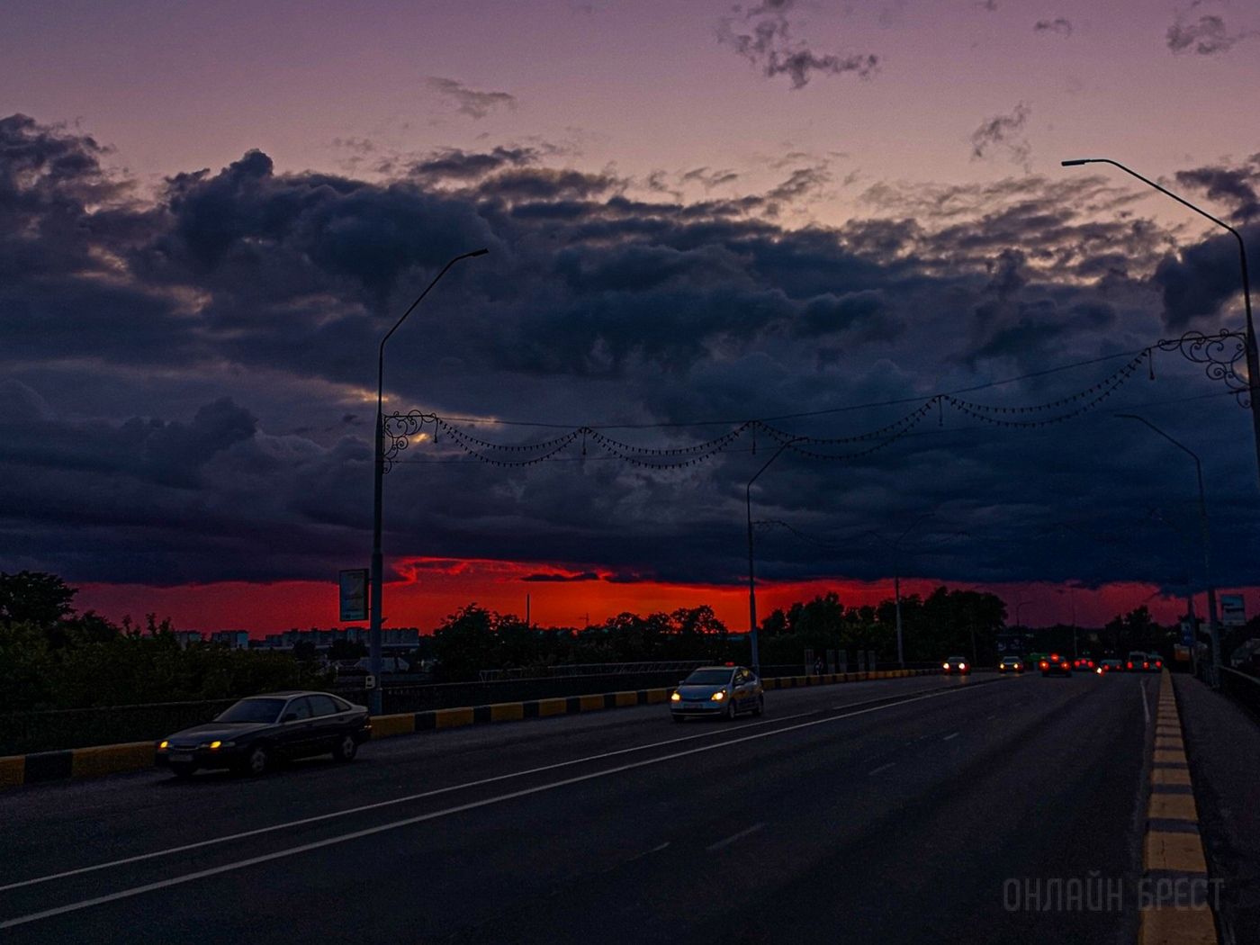 Подборка красивых закатов в Бресте