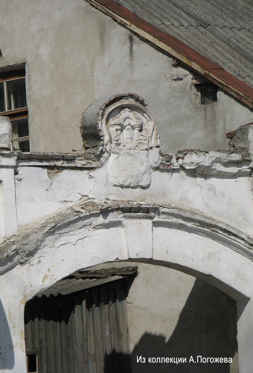 Фотоистория одной из брестских арок (2001-2021гг.) ул. Гоголя, д.56