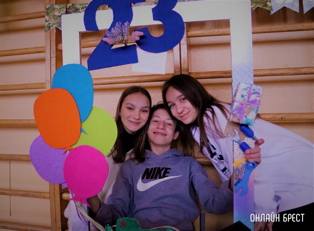 Читатель: Конкурсная программа «А ну-ка, парни!» в средней школе № 28 г. Бреста