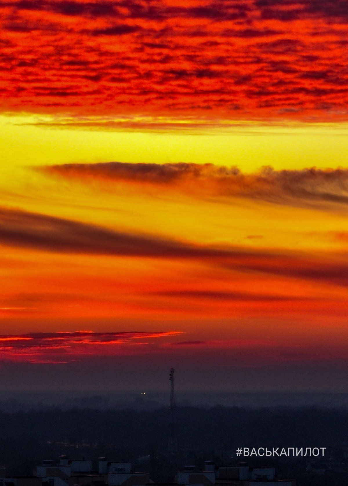 Посмотрите, какой красивый закат был сегодня в Бресте