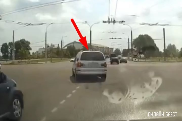 А что, так можно было поворачивать с 3 полосы?