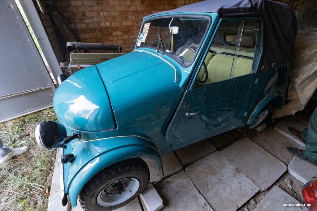 Находки в гараже. Белорус больше 40 лет коллекционирует и реставрирует советские авто