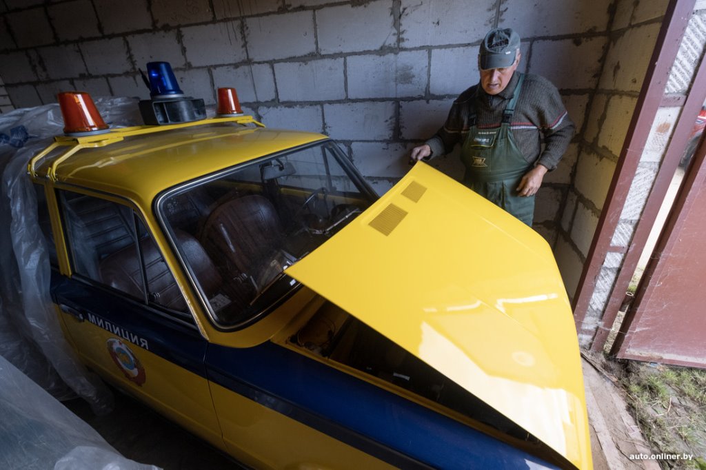 Находки в гараже. Белорус больше 40 лет коллекционирует и реставрирует советские авто