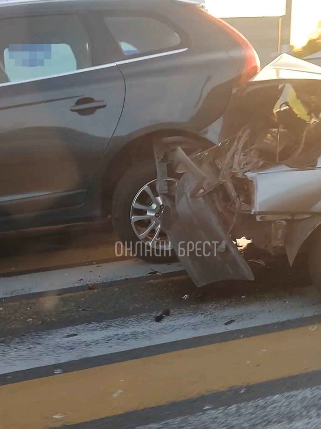 Читатель: Сегодня на Радужной в Бресте сильно столкнулись автомобили