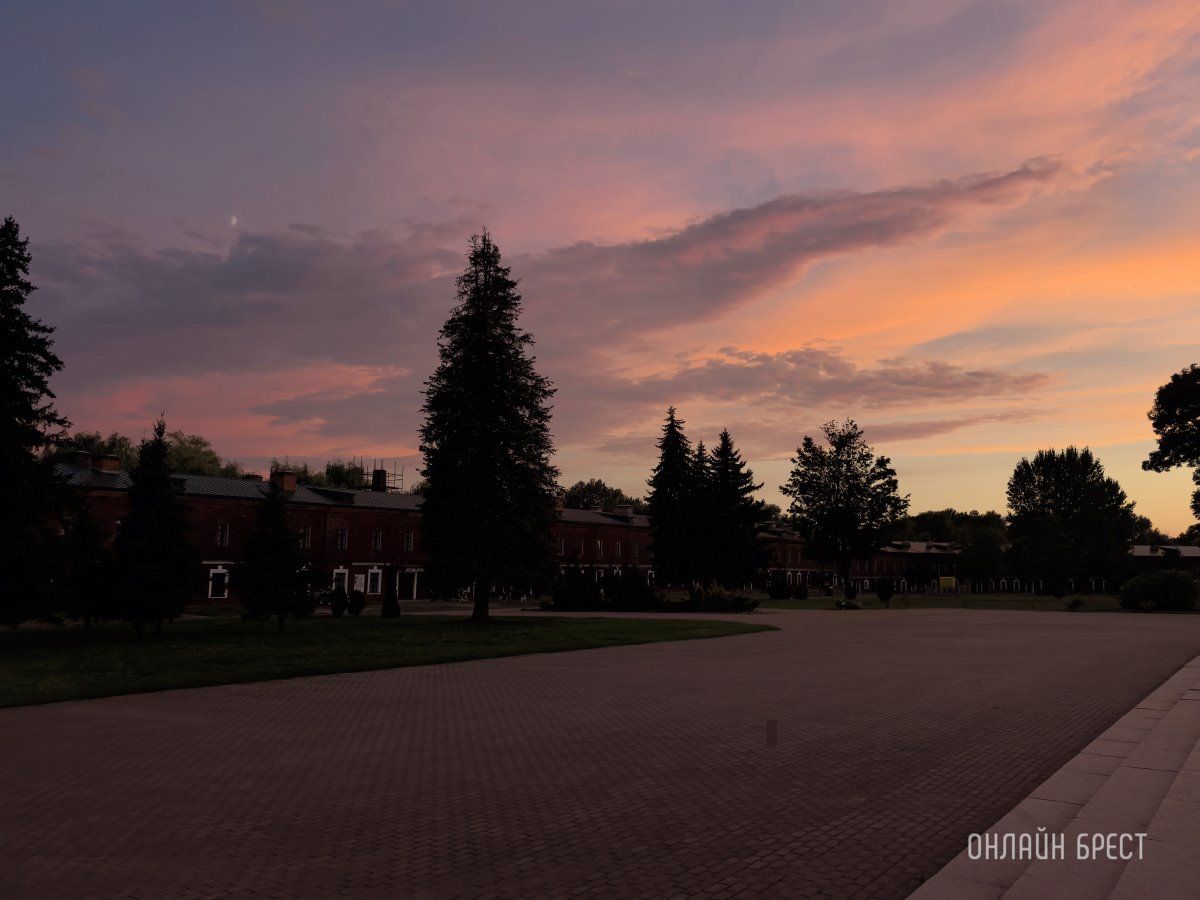 Брестская крепость. Красивые фотографии от нашей читательницы