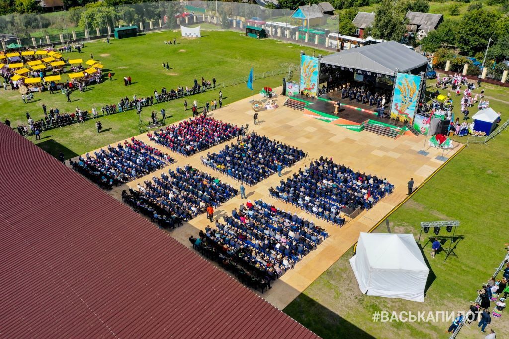 Брестская область. «Дожинки 2021» в Логишине с высоты