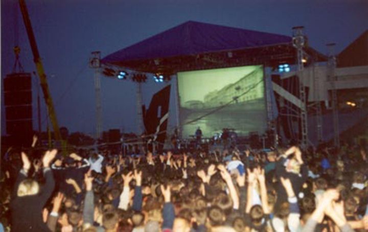 Читатель: Помните этот концерт? Летом в 2001 году в Бресте выступила группа ДДТ