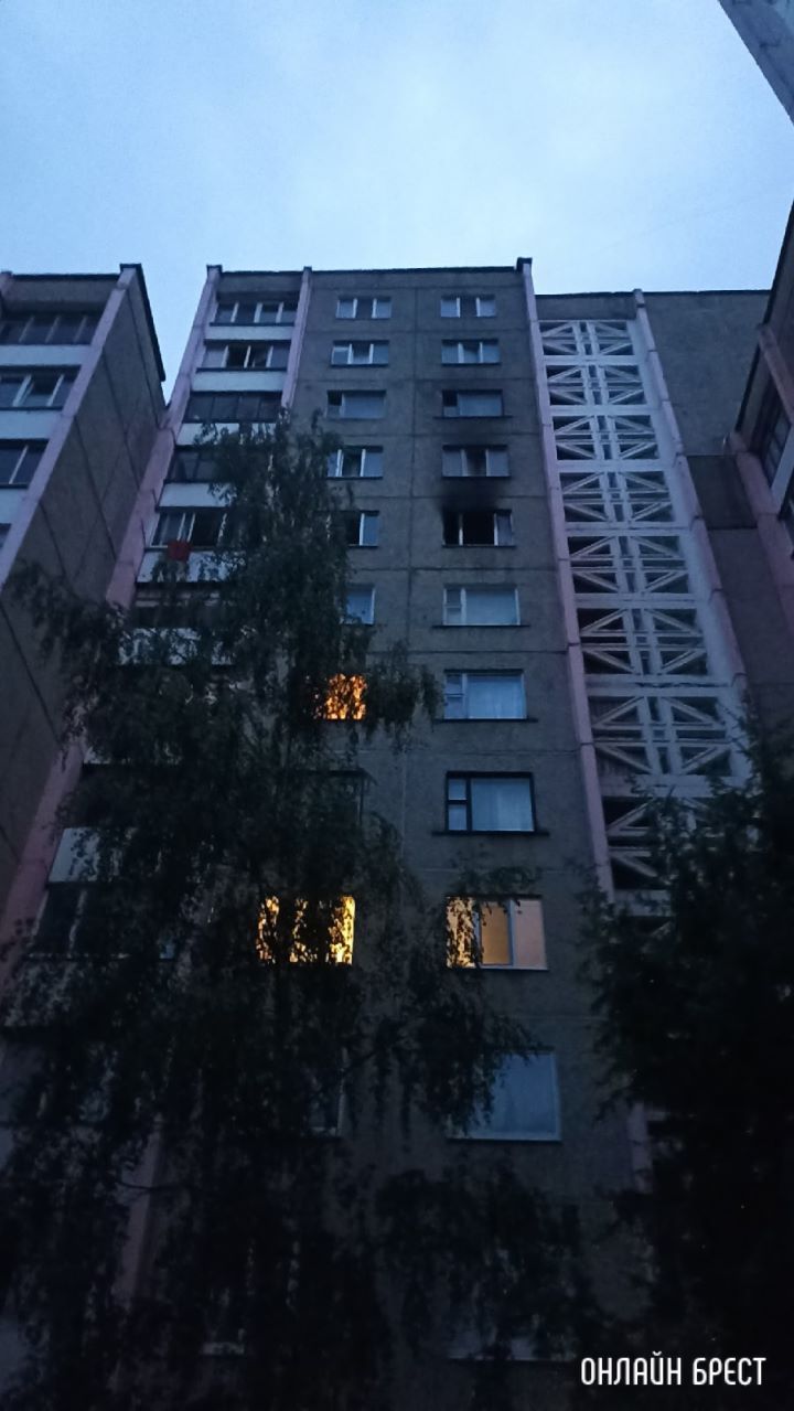 В Бресте на улице 28 Июля около 5:00 случился пожар.
