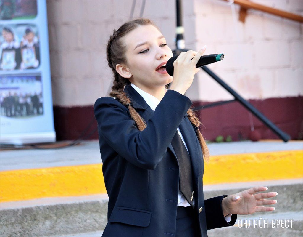 Читатель: День знаний в средней школе № 28 г. Бреста