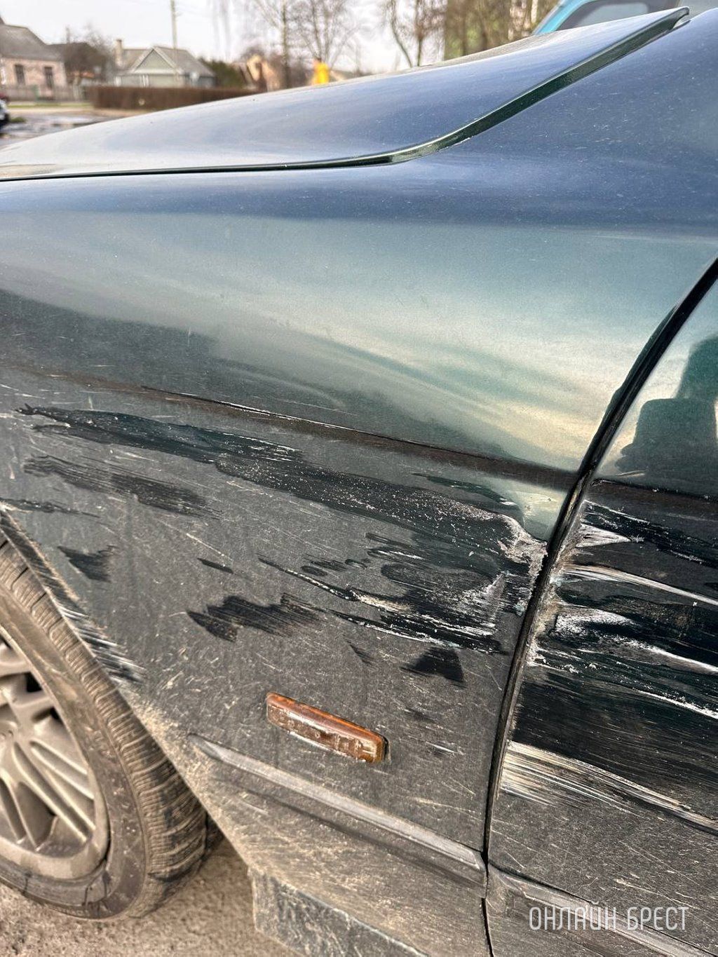 Читатель: В Бресте неизвестный повредил автомобиль. Это произошло на ул. Пионерской