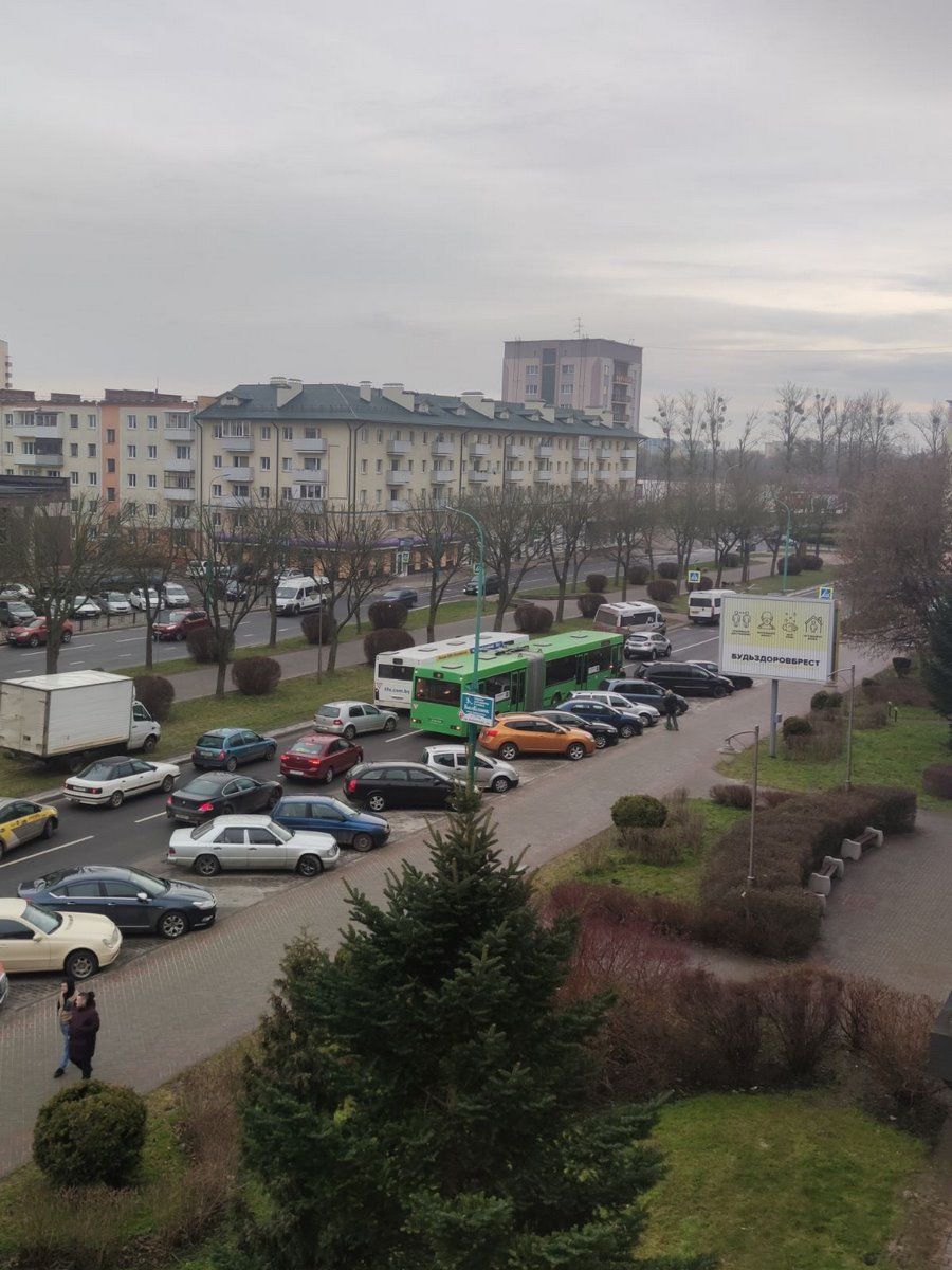 Читатель: Прямо сейчас, проезд затруднён. Брест, бульвар Шевченко, в направлении моста через Мухавец