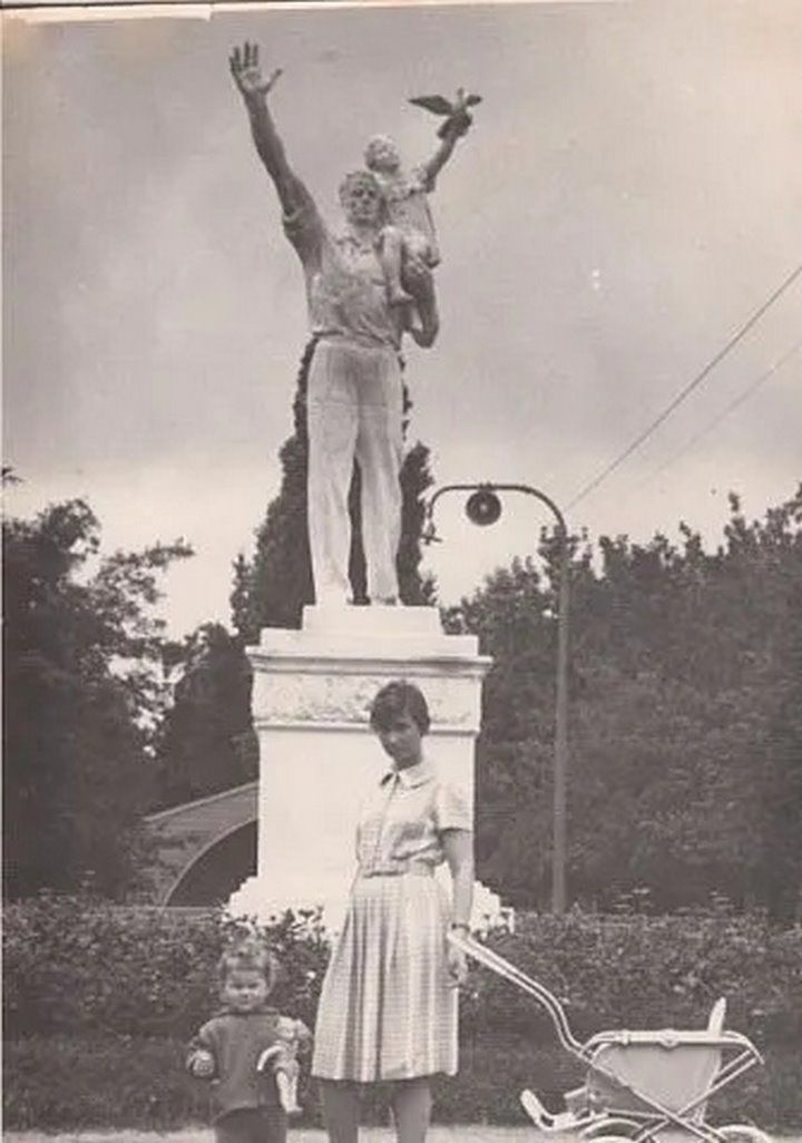 Когда-то в Бресте был памятник отцу