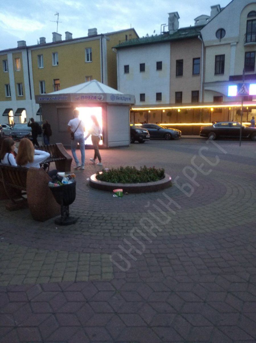 Читательница: Уже не первые выходные наблюдаю такую картину в Бресте на Советской