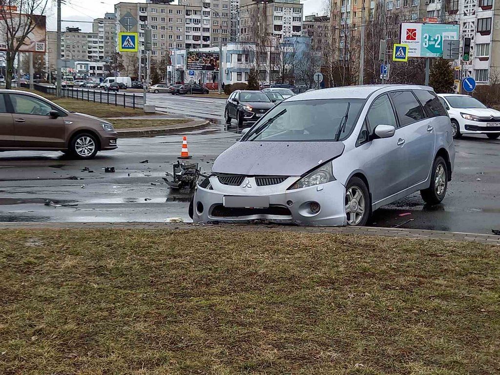 Читатель: Авария в Бресте с участием такси