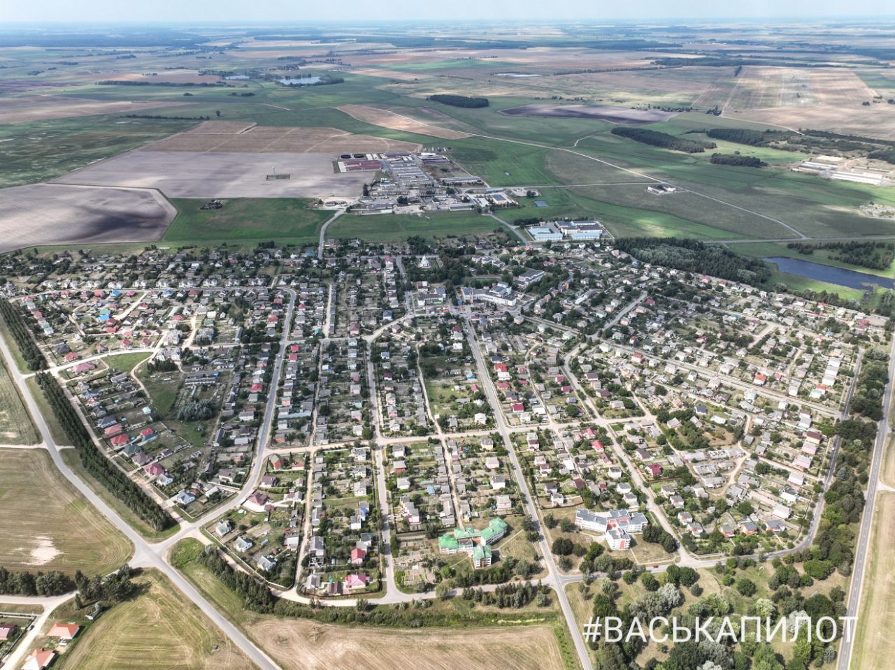 Остромечево - перспективный агрогородок возле Бреста. Видео с высоты