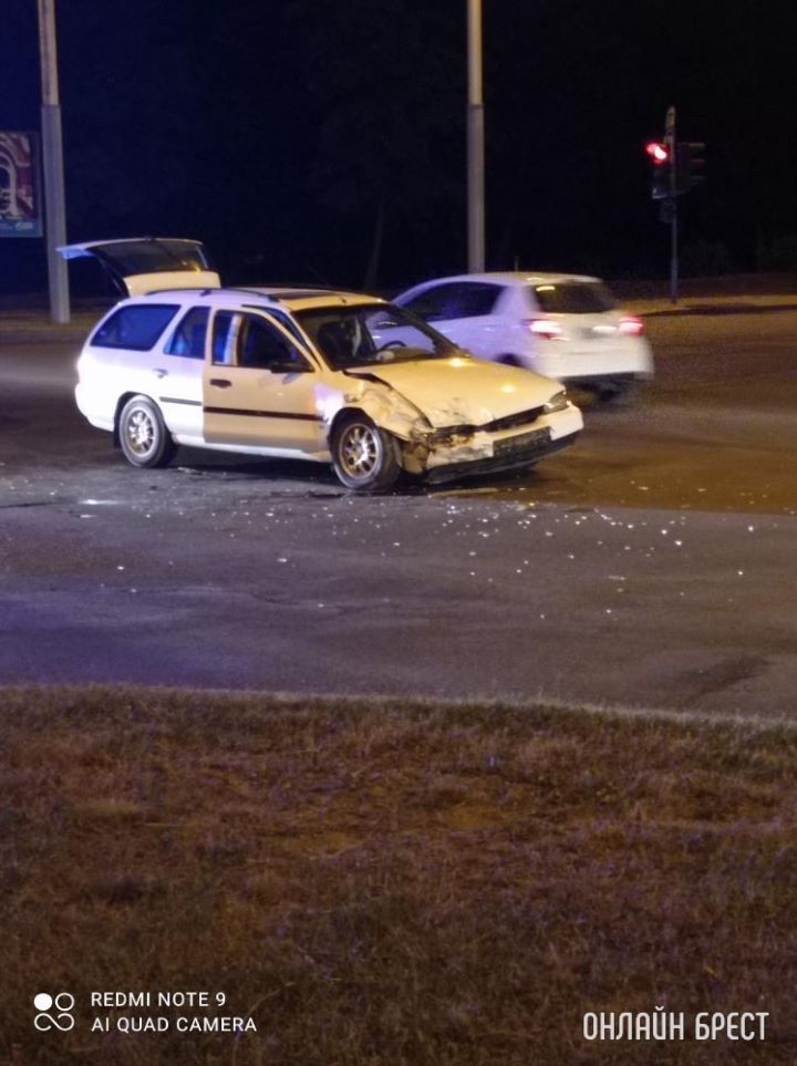Вчера в Бресте в микрорайоне Южный произошло серьёзное ДТП
