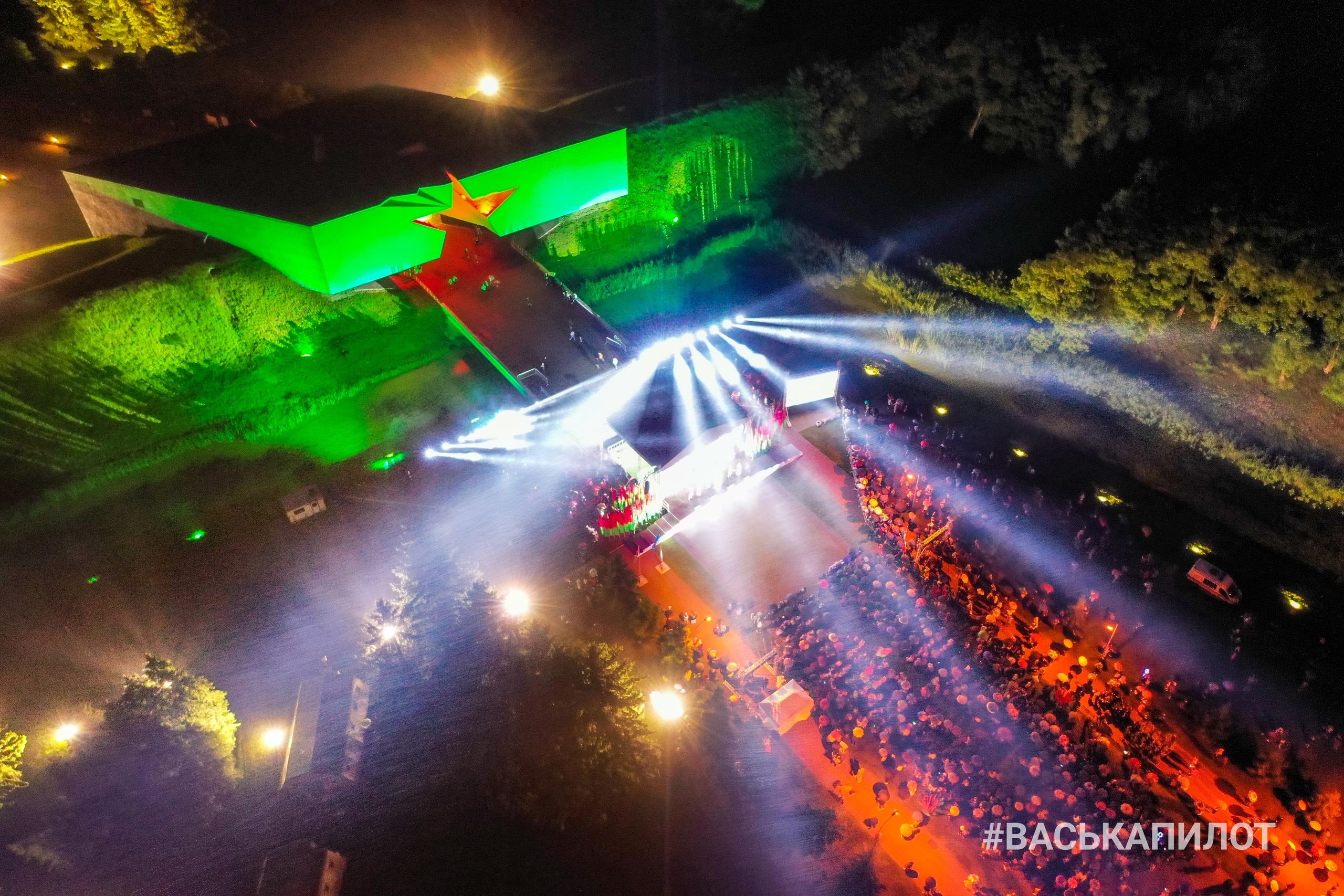 Посмотрите, какой фейерверк был вчера в Бресте