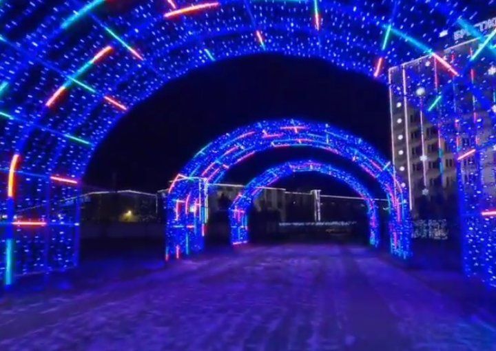 Читатель: Посмотрите, как красиво украсили «Брестжилстрой»