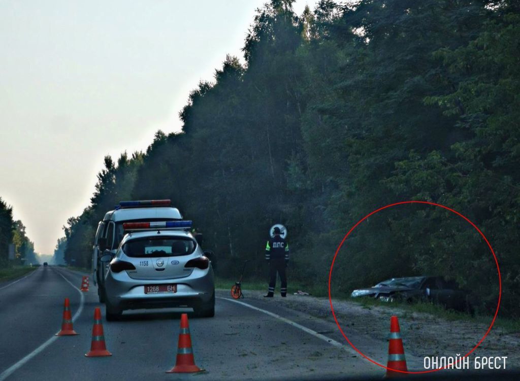 Автомобиль в кювете. С Ковельской на Домачево «Полигон»