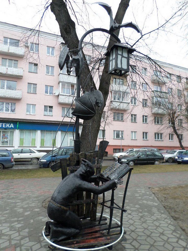 Угол улиц Гоголя и Ленина. Старое фото