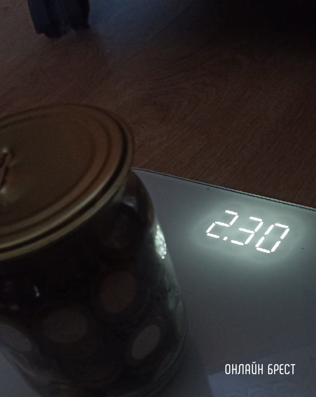 Читательница: 12-летняя девочка из Бреста полтора года назад начала собирать монеты. Бросала в полулитровую банку по два рубля. И вот результат: 702 рубля!