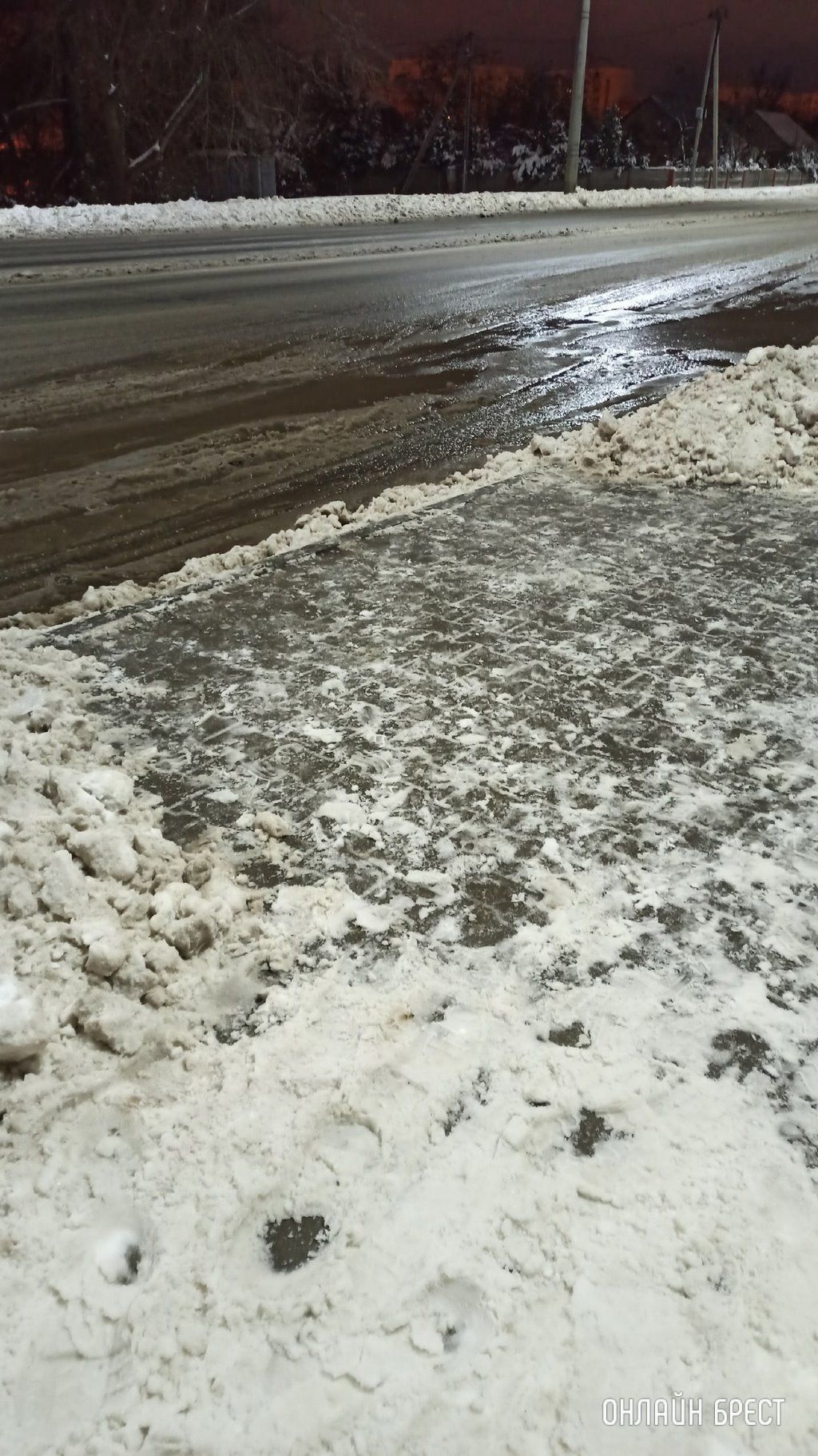 Читательница: Доброе утро. Думаю, что это не первое сообщение за сегодняшнее утро