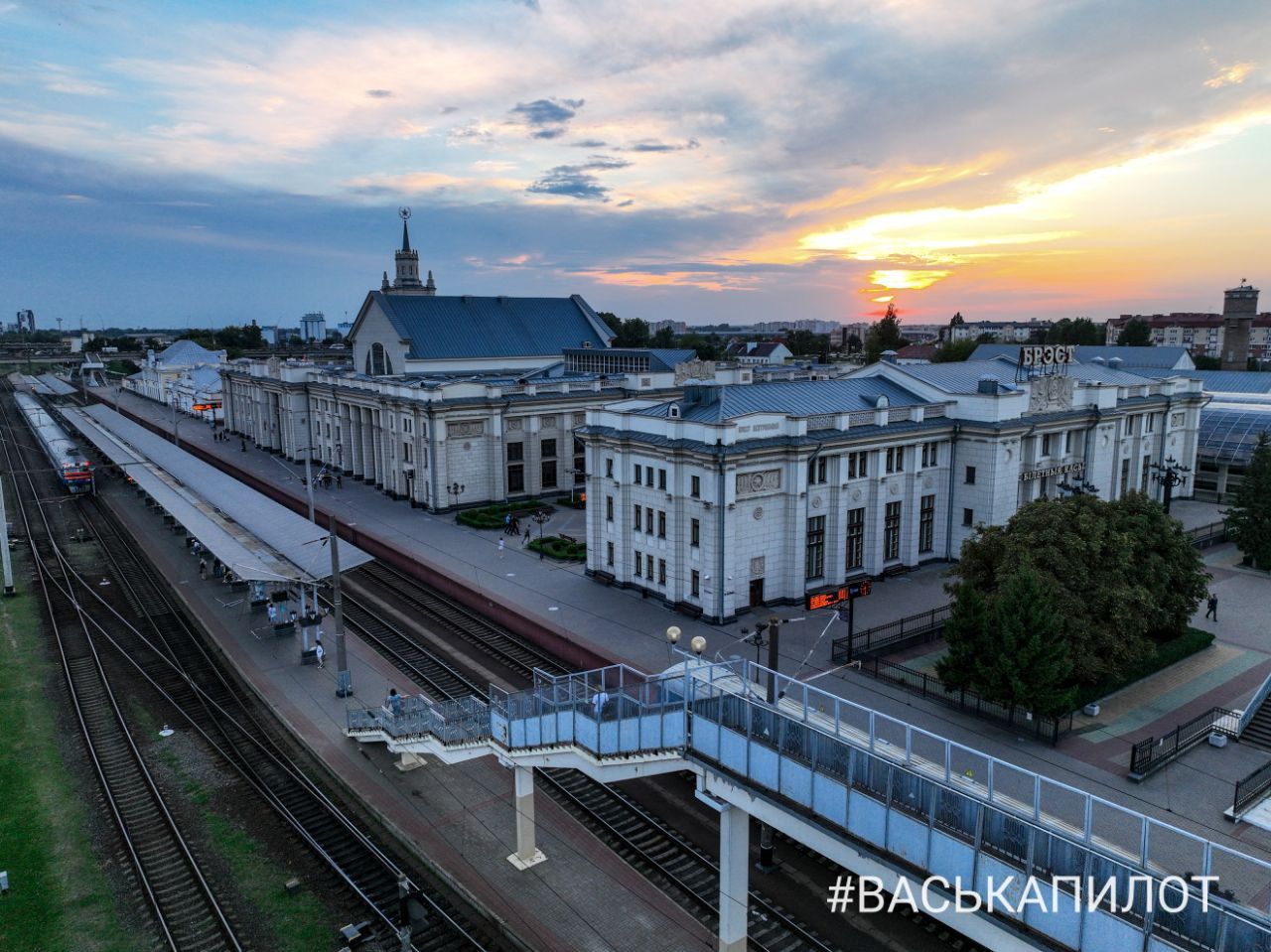 Полетали над ЖД вокзалом в Бресте