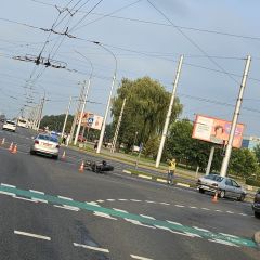 Читатель: Первые минуты после вчерашнего ДТП. Брест, ул. Московская