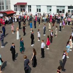 Красивый вальс выпускников. Гимназия № 1 г.Бреста